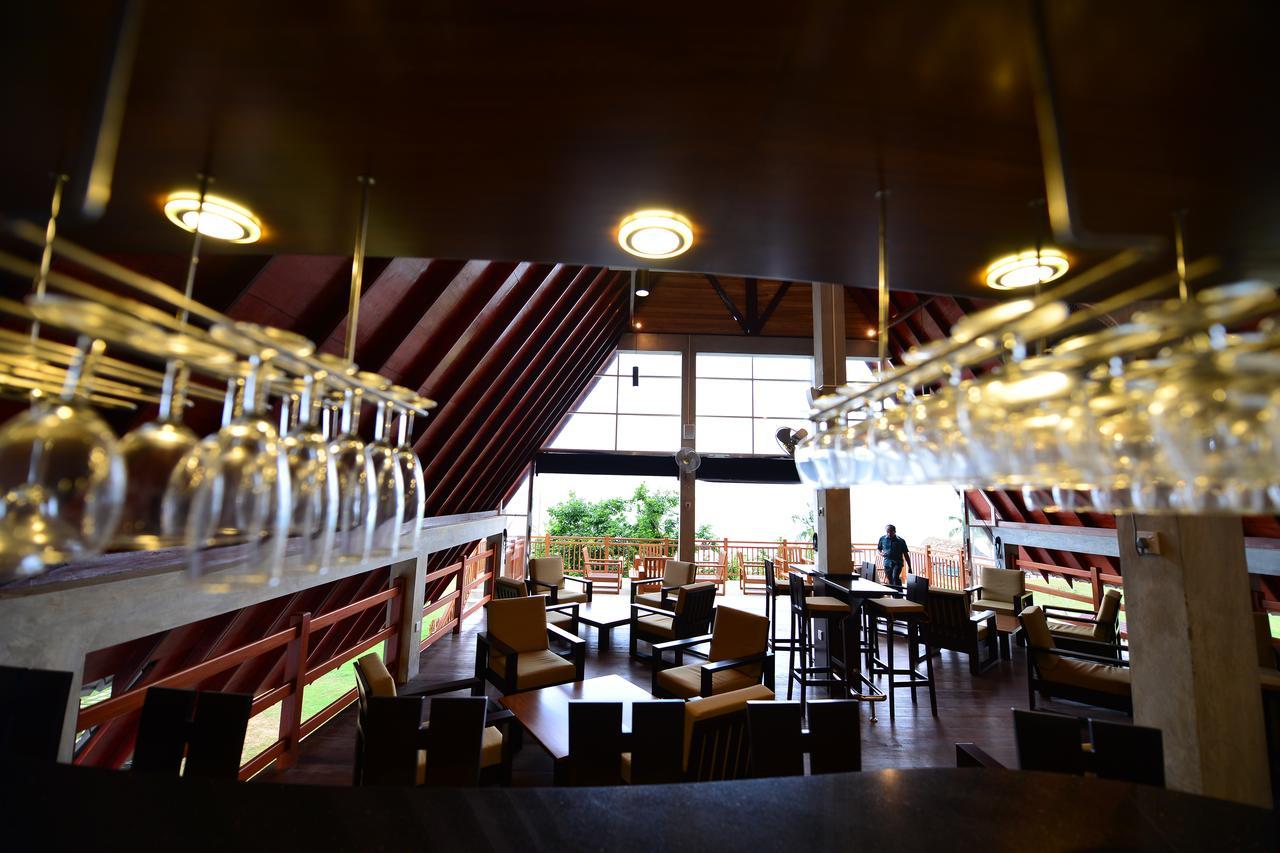 Laya Waves Hotel Passikudah Eksteriør billede